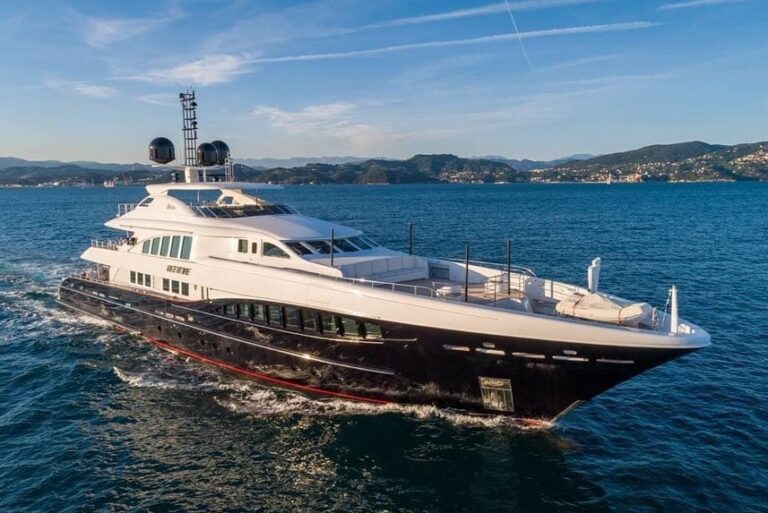 closing of the 47m heesen, let it be