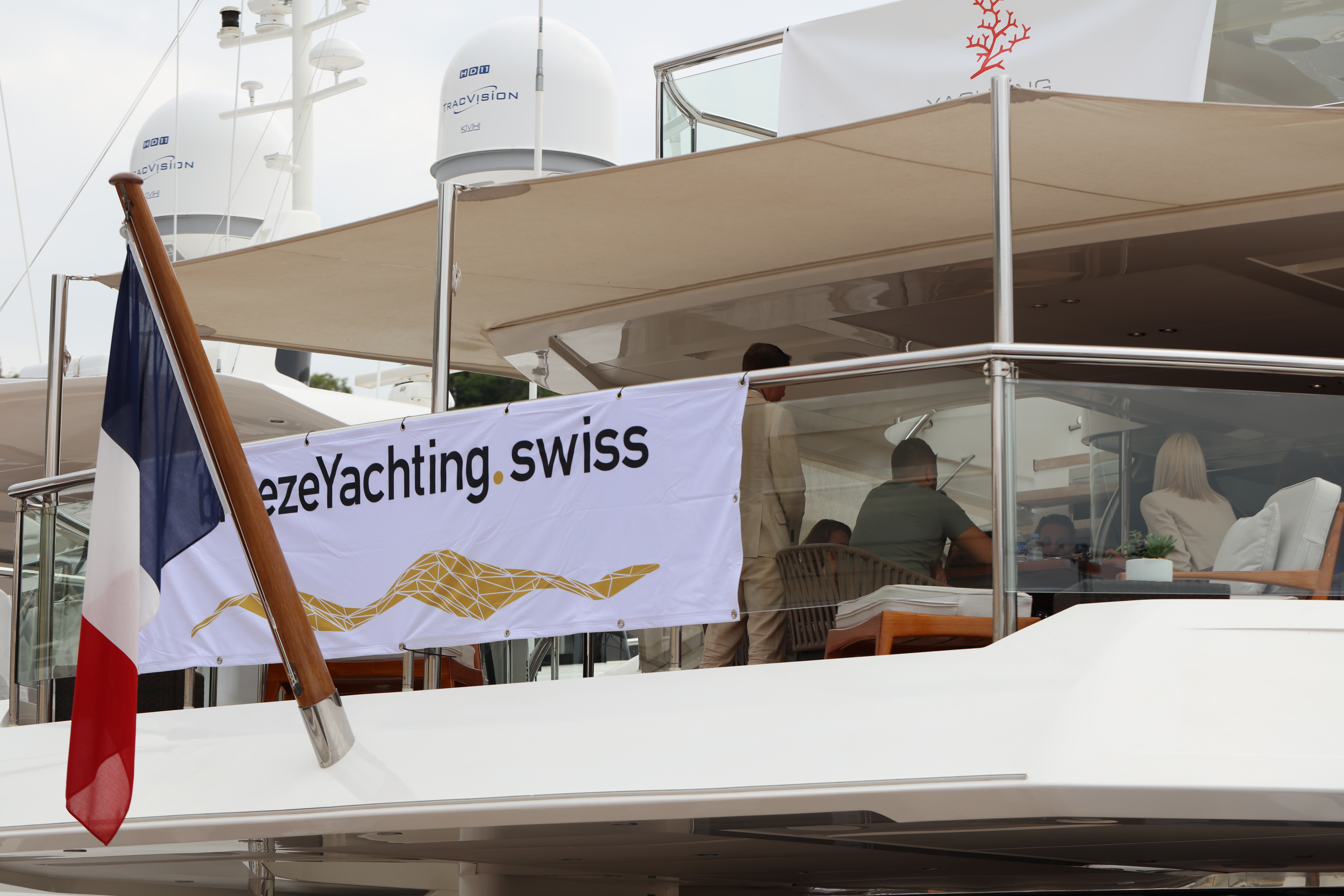breezeyachting.swiss partners