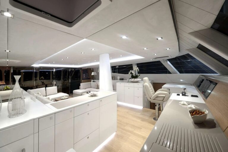 Sunreef 74 Sailing for sale