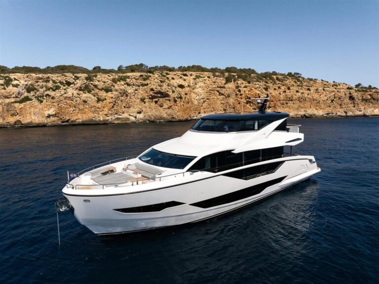 Sunseeker 90 Ocean Enclosed for Sale