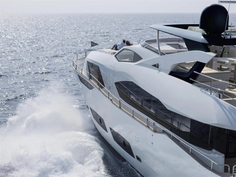 Sunseeker 95 Yacht for Sale
