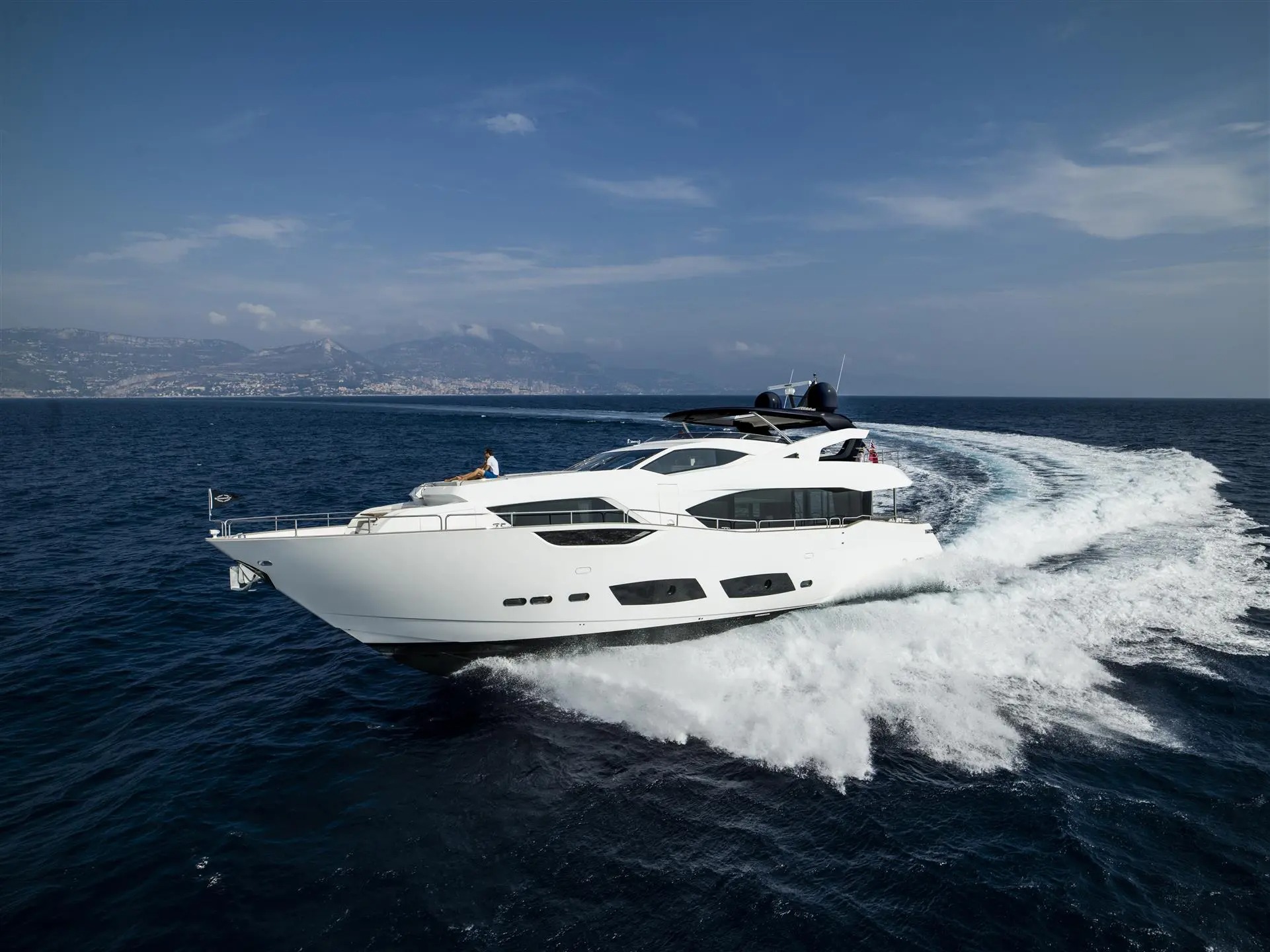 Sunseeker 95 Yacht for Sale