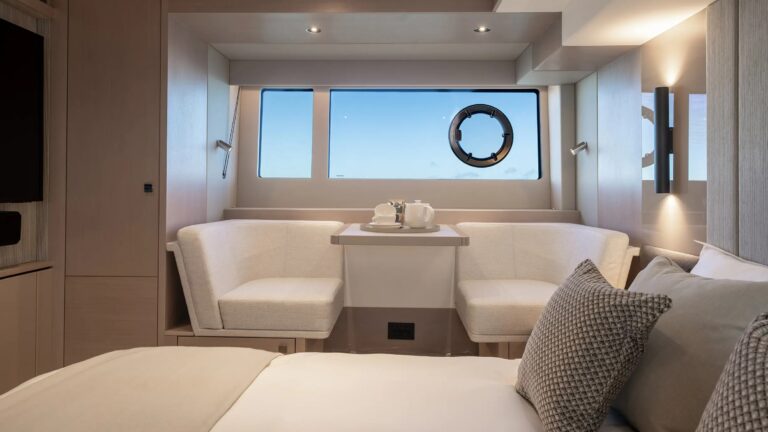 Sunseeker Manhattan 56Yacht for Sale