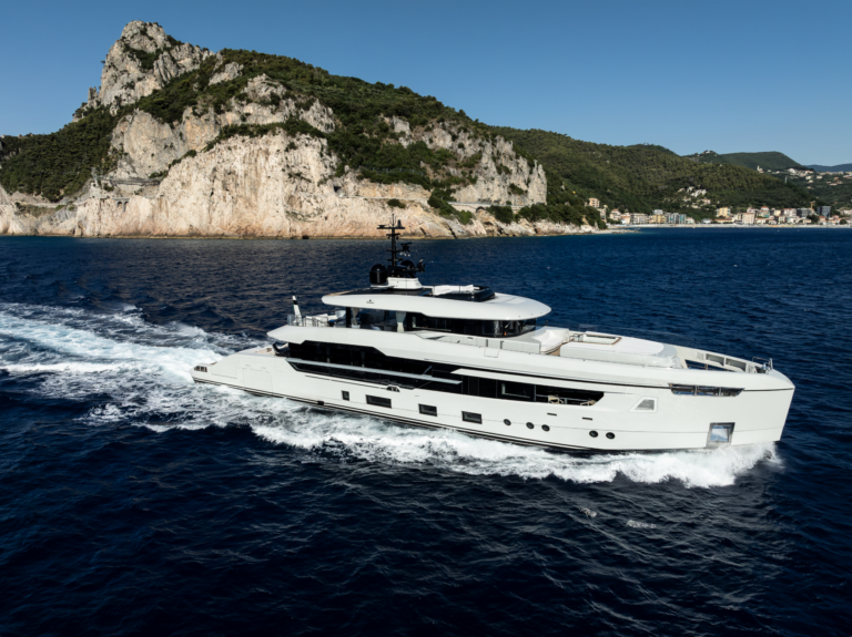Columbus Atlantique 38M for sale